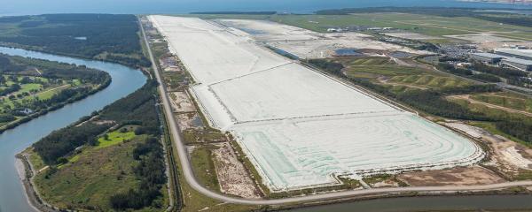 Brisbane Airport's second runway takes shape. Image: BAC.